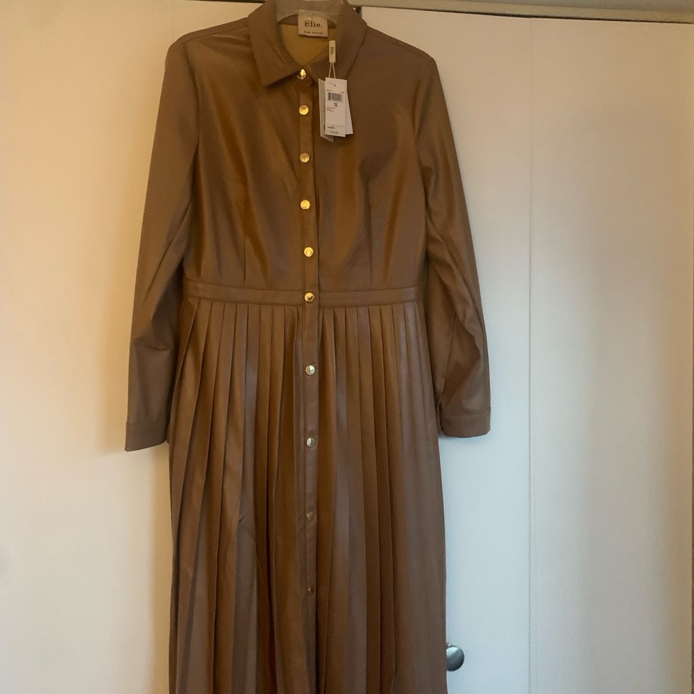 Elie Tahari Brown Pleated Long Sleeve Dress